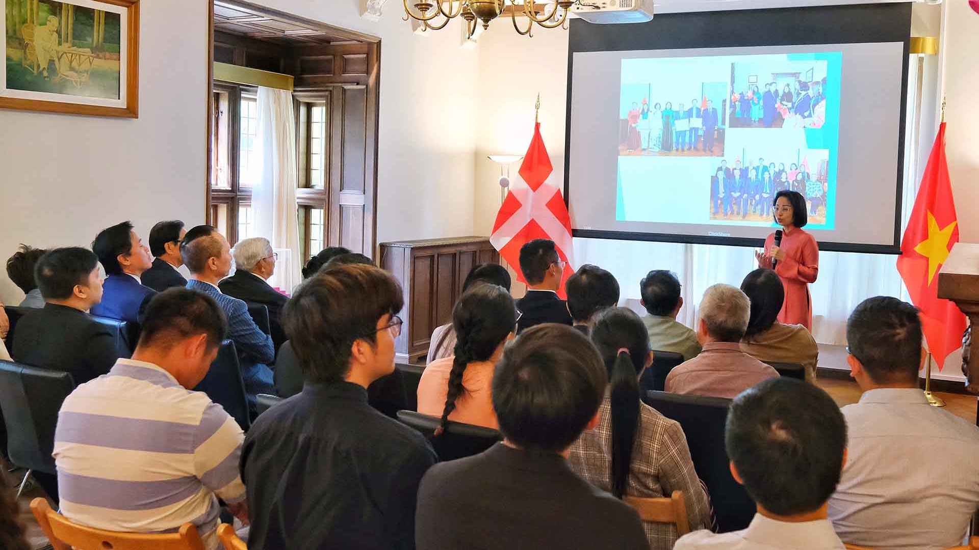 Cộng đồng người Việt Nam tại Đan Mạch luôn hướng về quê hương đất nước