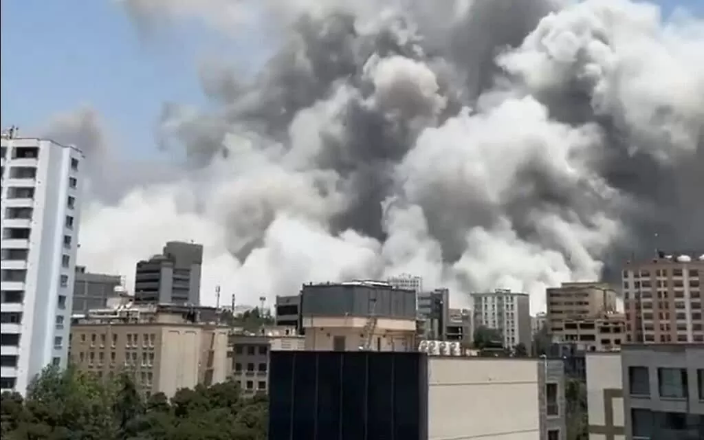 Xung đột Israel-Iran tối 23/6: Tổng hành dinh IRGC bị đánh trúng, Tehran cậy nhờ Nga, sẽ không 'để yên' cho IAEA? Xung đột Israel-Iran tối 23/6: Tổng hành dinh IRGC bị đánh trúng, Tehran cậy nhờ Nga, sẽ không 'để yên' cho IAEA?