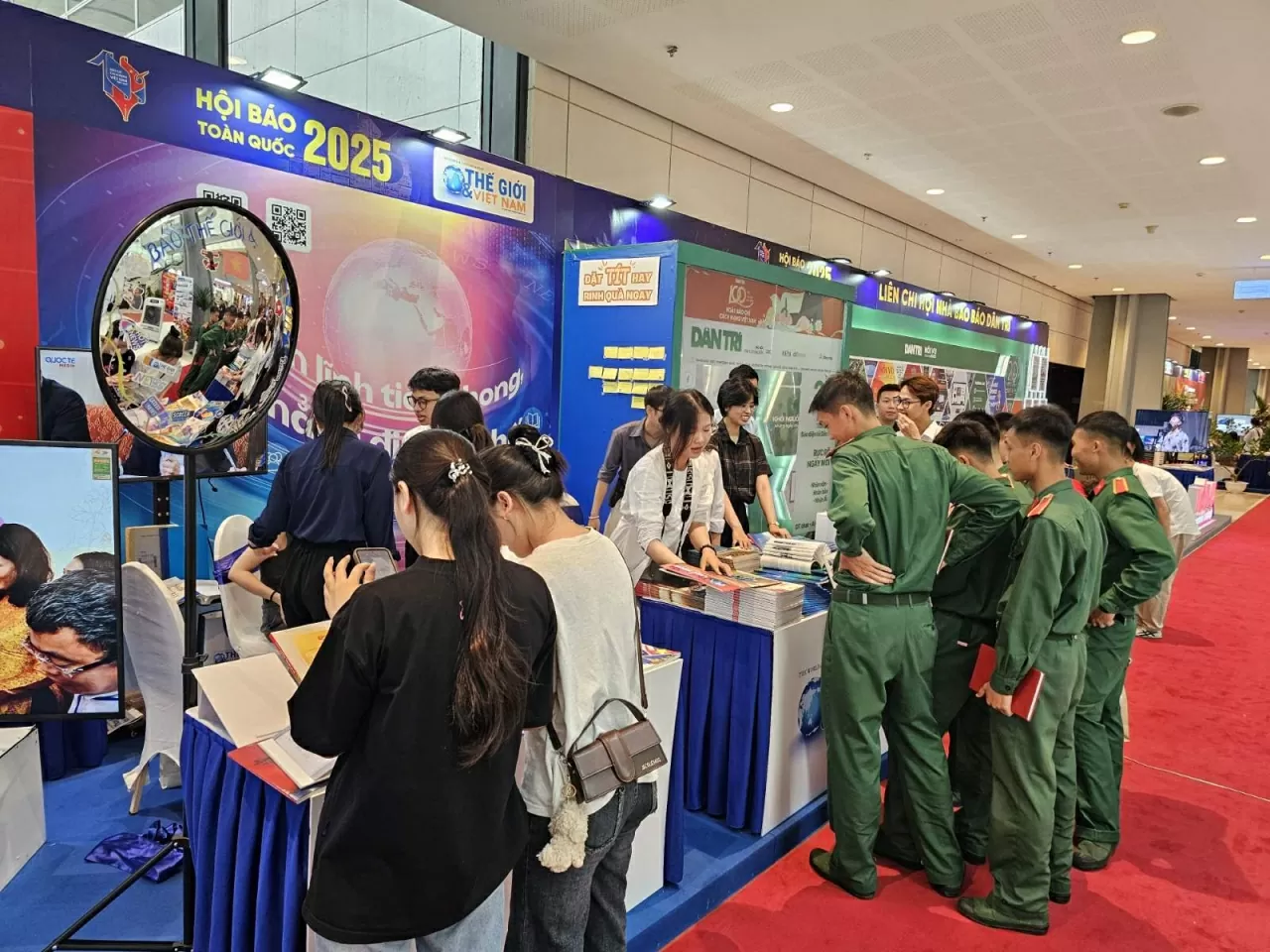 100 năm Báo chí Cách mạng Việt Nam: 100 năm Báo chí Cách mạng Việt Nam: