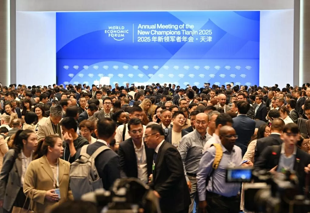 Hội nghị WEF Thiên Tân 2025 đã ghi nhận số lượng người tham dự cao kỷ lục trong những năm gần đây, với hơn 1.700 đại biểu đến từ khắp nơi trên thế giới. (Nguồn: Tân Hoa xã)