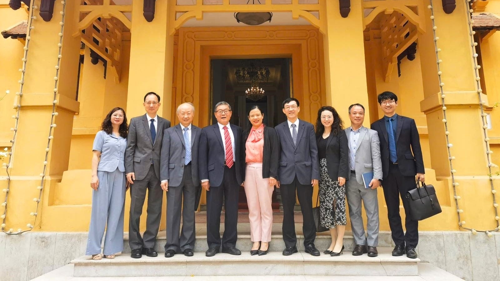 Đẩy mạnh hợp tác báo chí Việt Nam -Trung Quốc, góp phần vun đắp mối quan hệ 'vừa là đồng chí vừa là anh em'