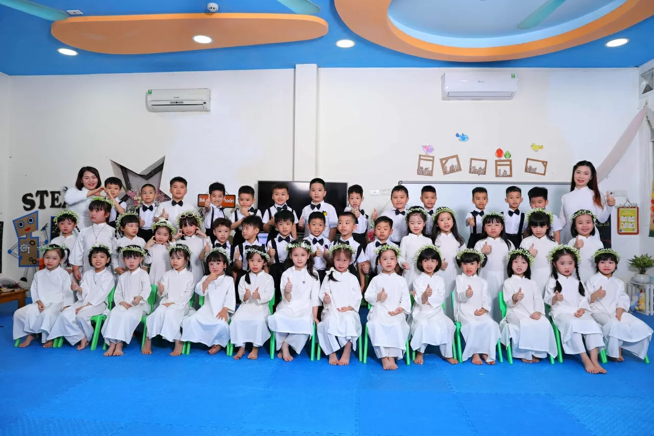 Chính thức miễn học phí cho học sinh công lập, hỗ trợ học phí tư thục