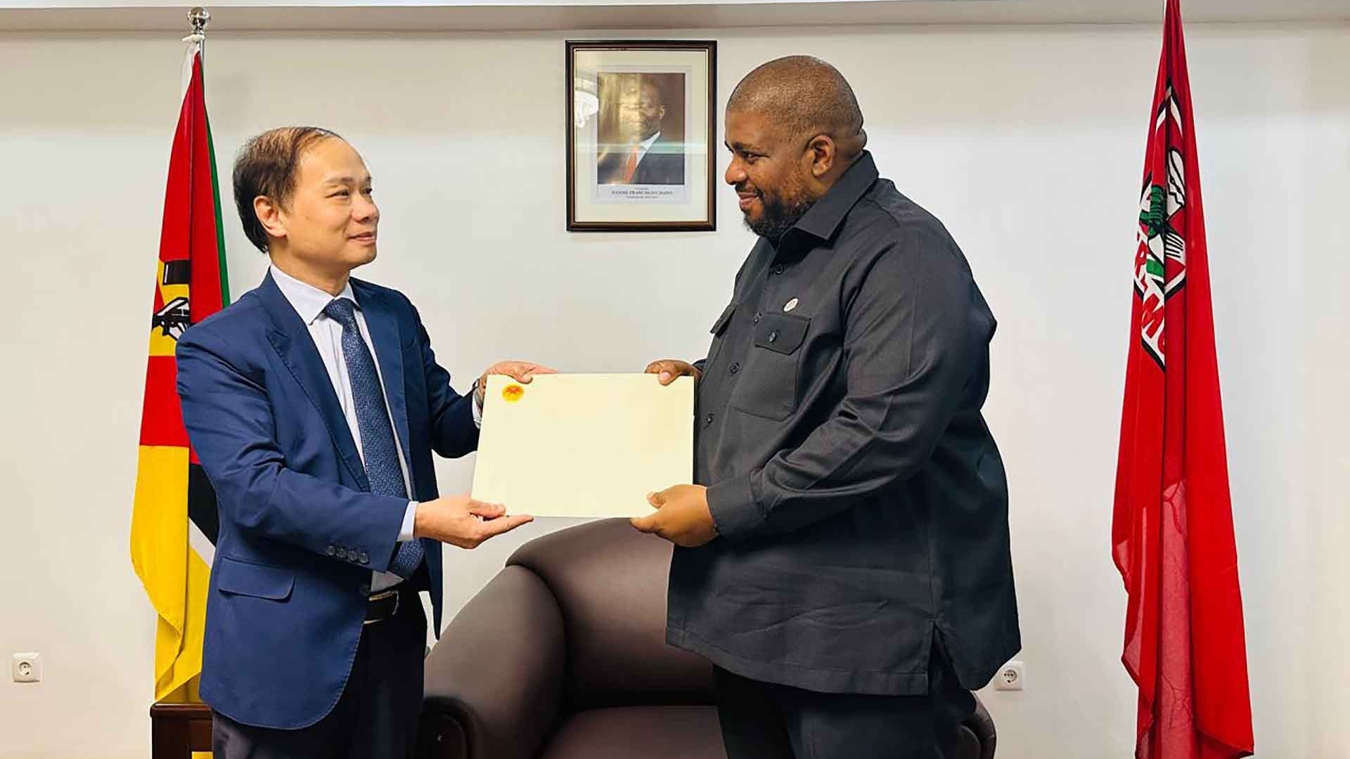 Đưa quan hệ hữu nghị truyền thống và hợp tác nhiều mặt Việt Nam-Mozambique đi vào chiều sâu, hiệu quả, thực chất