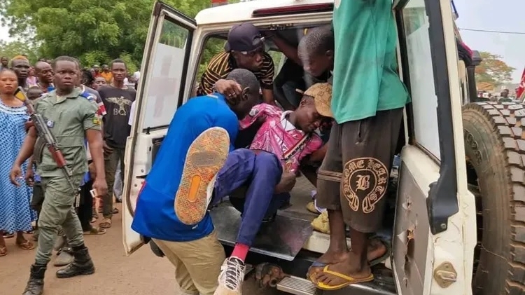 CH Trung Phi tuyên bố quốc tang sau thảm kịch giẫm đạp trong kỳ thi tốt nghiệp THPT, hàng chục học sinh thiệt mạng