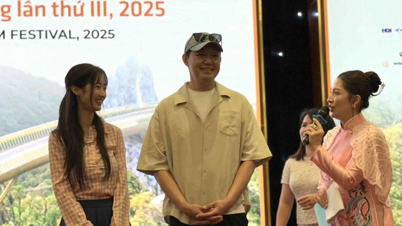 DANAFF III: Tài tử Park Sung Woong đã đến Đà Nẵng