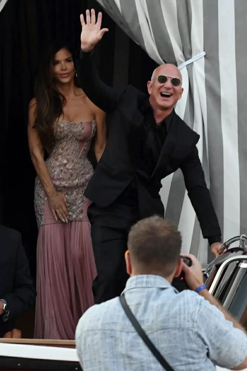 Lauren Sanchez Lauren Sanchez