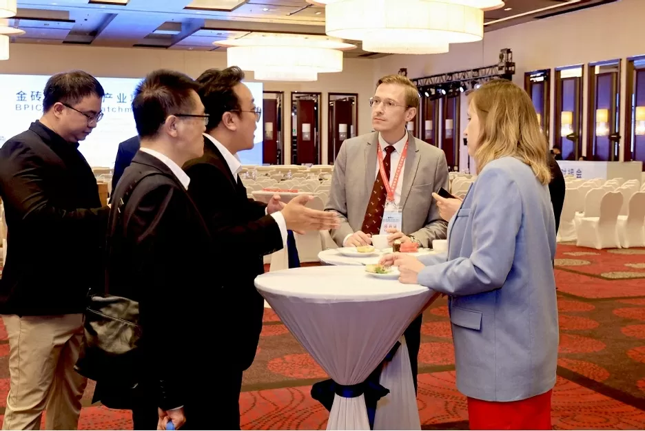 Sự kiện kết nối dự án công nghiệp giữa các đối tác BRICS được tổ chức tại Bắc Kinh vào ngày 28/6. (Nguồn: China Daily) Sự kiện kết nối dự án công nghiệp giữa các đối tác BRICS được tổ chức tại Bắc Kinh vào ngày 28/6. (Nguồn: China Daily)