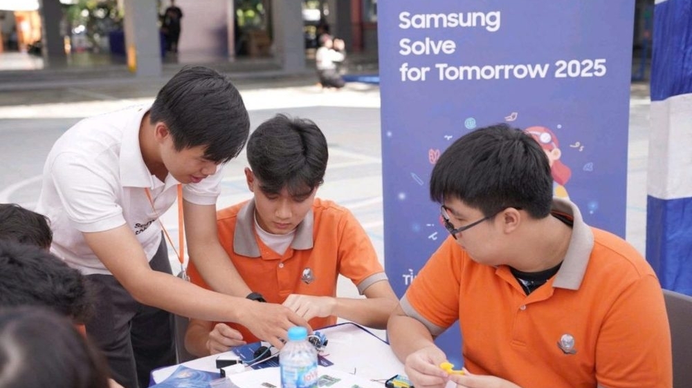 Solve for Tomorrow: Bệ phóng khơi dậy đam mê công nghệ, đổi mới sáng tạo trong thế hệ trẻ