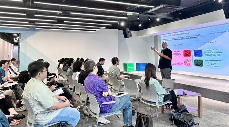 Kích hoạt tư duy phát triển bền vững: Doanh nghiệp Việt cần chủ động tích hợp ESG, chuyển đổi số và tài chính xanh Kích hoạt tư duy phát triển bền vững: Doanh nghiệp Việt cần chủ động tích hợp ESG, chuyển đổi số và tài chính xanh