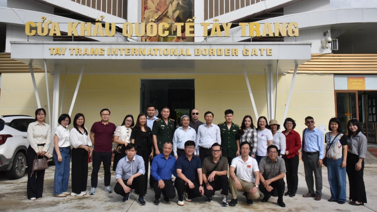 Hun đúc bản lĩnh ngoại giao từ thực tiễn biên cương Tổ quốc