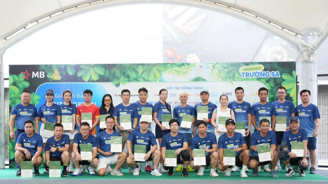 Gây quỹ trồng 1 triệu cây xanh tại Trường Sa
