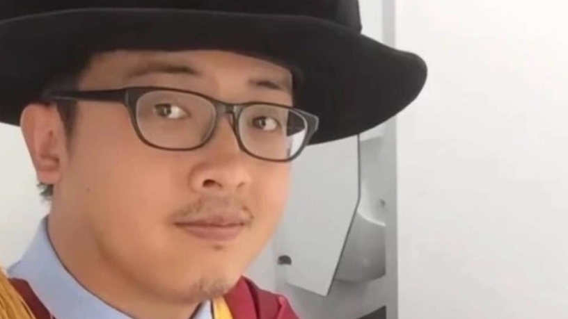 Trung Quốc: Shipper giao đồ ăn có 4 bằng thạc sĩ, tiến sĩ