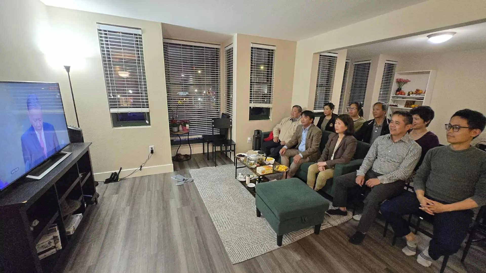 Tổng lãnh sự quán Việt Nam tại San Francisco nhiệt liệt hưởng ứng và quán triệt sự kiện cải cách hành chính lịch sử của đất nước Tổng lãnh sự quán Việt Nam tại San Francisco nhiệt liệt hưởng ứng và quán triệt sự kiện cải cách hành chính lịch sử của đất nước