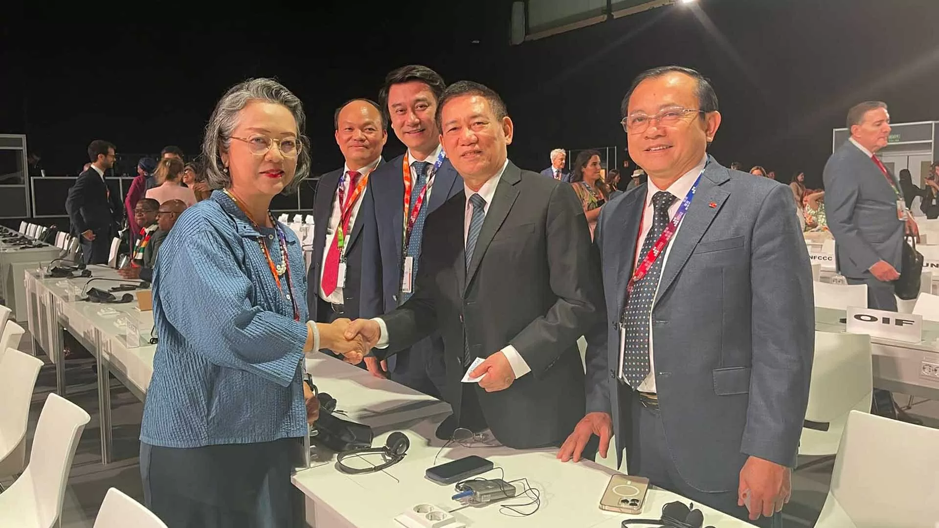 Phó Thủ tướng Hồ Đức Phớc dự phiên khai mạc Hội nghị FfD4 và gặp gỡ, tiếp xúc một số lãnh đạo các nước, tổ chức quốc tế Phó Thủ tướng Hồ Đức Phớc dự phiên khai mạc Hội nghị FfD4 và gặp gỡ, tiếp xúc một số lãnh đạo các nước, tổ chức quốc tế