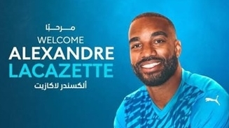 Tiền đạo đắt giá thứ 4 lịch sử Arsenal Alexandre Lacazette chuyển đến Saudi Arabia