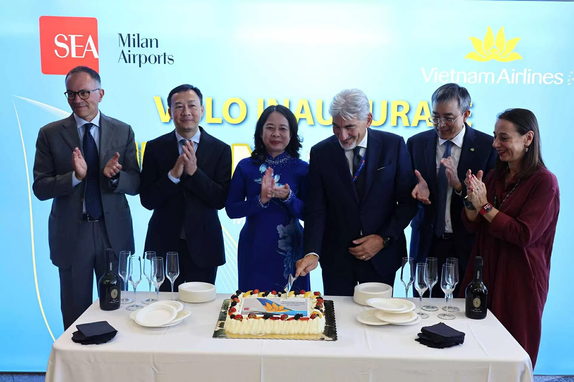 Các doanh nghiệp vùng Lombardy, Italy mong muốn tìm hiểu cơ hội đầu tư tại Việt Nam Các doanh nghiệp vùng Lombardy, Italy mong muốn tìm hiểu cơ hội đầu tư tại Việt Nam