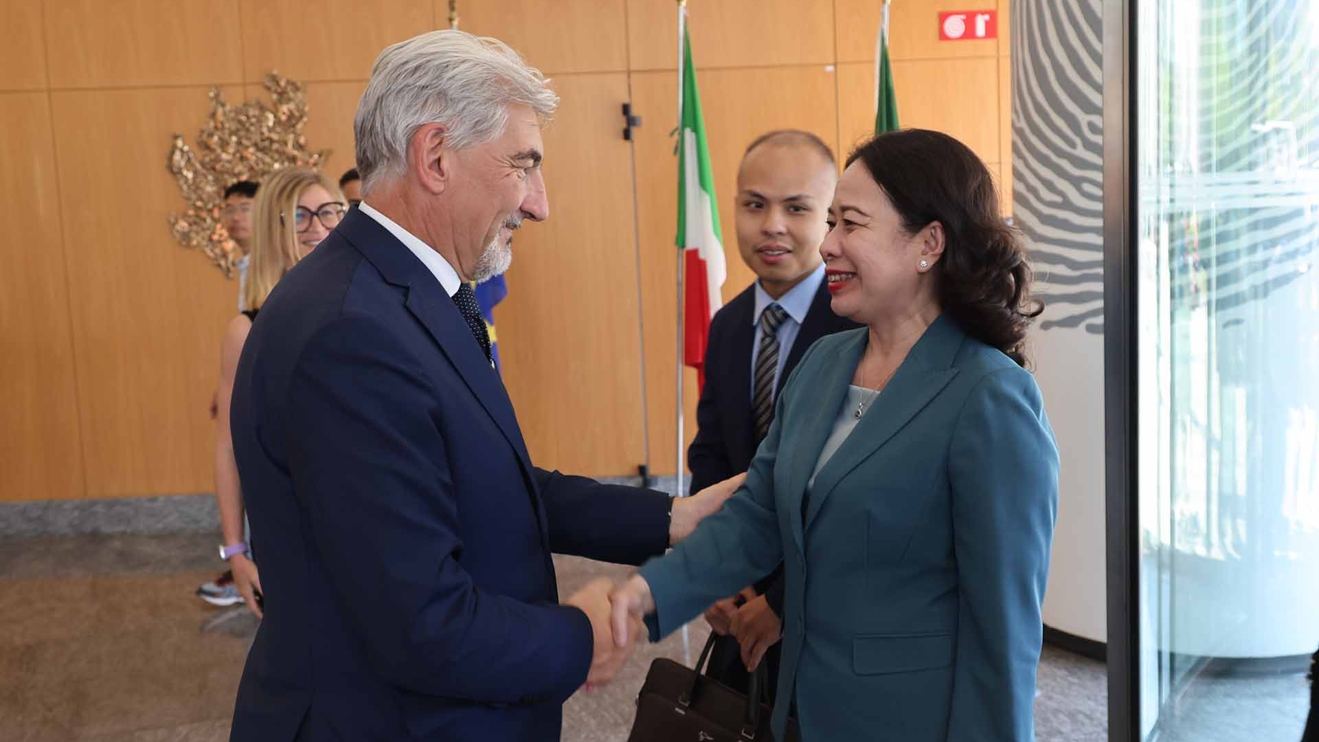 Các doanh nghiệp vùng Lombardy, Italy mong muốn tìm hiểu cơ hội đầu tư tại Việt Nam