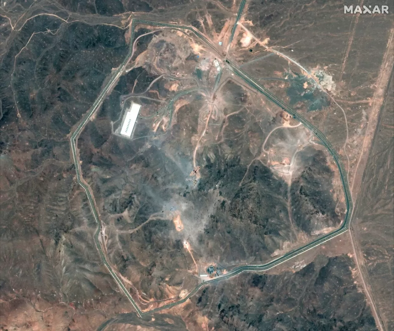 Lầu Năm Góc tuyên bố chương trình hạt nhân của Iran bị 'tụt' lại 2 năm Lầu Năm Góc tuyên bố chương trình hạt nhân của Iran bị 'tụt' lại 2 năm