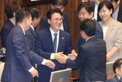 Quốc hội Hàn Quốc thông qua đề cử cho 