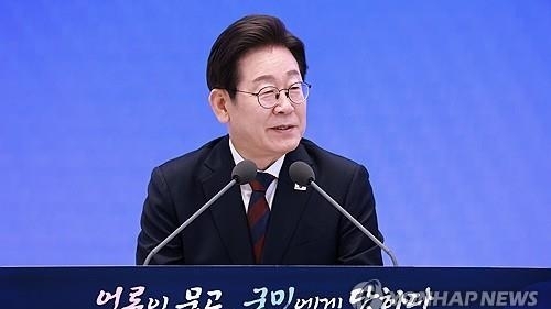 Hàn Quốc: Không chỉ nói suông, Tổng thống tỏ rõ ý định với quan hệ liên Triều, hải quân hiện đại hóa phi đội tuần tra trên biển