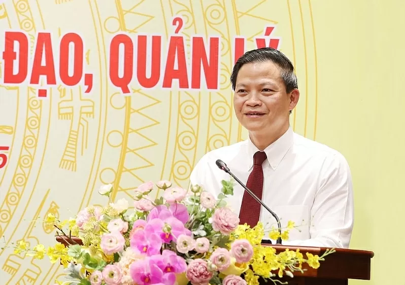 Bắc Ninh công bố quyết định bổ nhiệm lãnh đạo sở, ban, ngành, kiện toàn bộ máy sau sáp nhập Bắc Ninh công bố quyết định bổ nhiệm lãnh đạo sở, ban, ngành, kiện toàn bộ máy sau sáp nhập