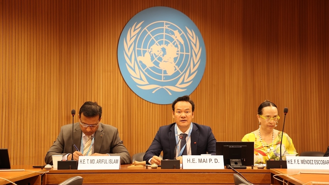 Đại sứ Mai Phan Dũng: Đại biểu quốc tế đánh giá cao cách tiếp cận 'lấy con người làm trung tâm' trong phát triển của Việt Nam