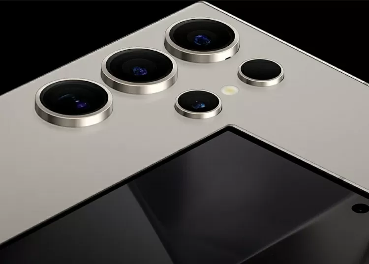 Galaxy S26 Ultra có thể sẽ tiếp tục được trang bị camera tele 50MP với khả năng zoom quang học 5x. Galaxy S26 Ultra có thể sẽ tiếp tục được trang bị camera tele 50MP với khả năng zoom quang học 5x.