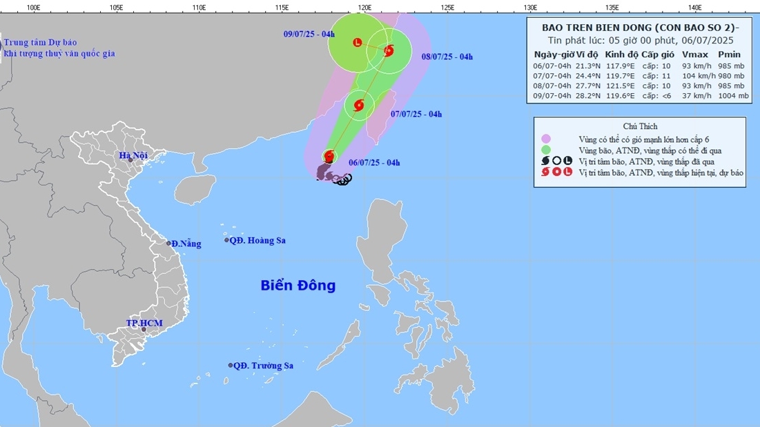 Bão số 2 di chuyển theo hướng Bắc, tiến về phía vùng biển tỉnh Phúc Kiến (Trung Quốc)