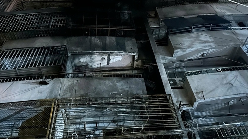 TP. Hồ Chí Minh: Hiện trường tan hoang sau cháy chung cư làm 8 người tử vong