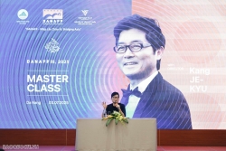 Hé lộ hành trình làm phim của đạo diễn Kang Je Gyu - ‘cha đẻ’ của những tác phẩm bom tấn Hàn Quốc