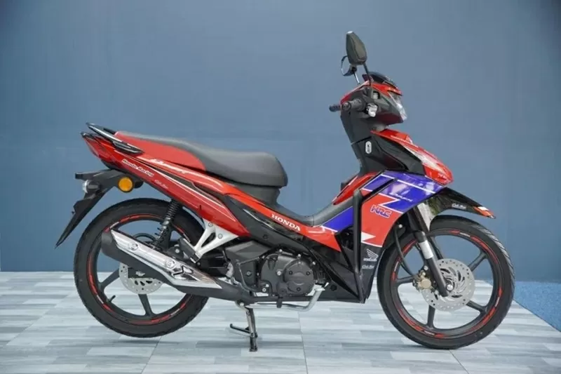 Giá xe Honda Dash 125 HRC tại Việt Nam vẫn chưa được đơn vị nhập khẩu công bố Giá xe Honda Dash 125 HRC tại Việt Nam vẫn chưa được đơn vị nhập khẩu công bố