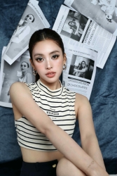 Không thể rời mắt trước nhan sắc của Hoa hậu Trần Tiểu Vy