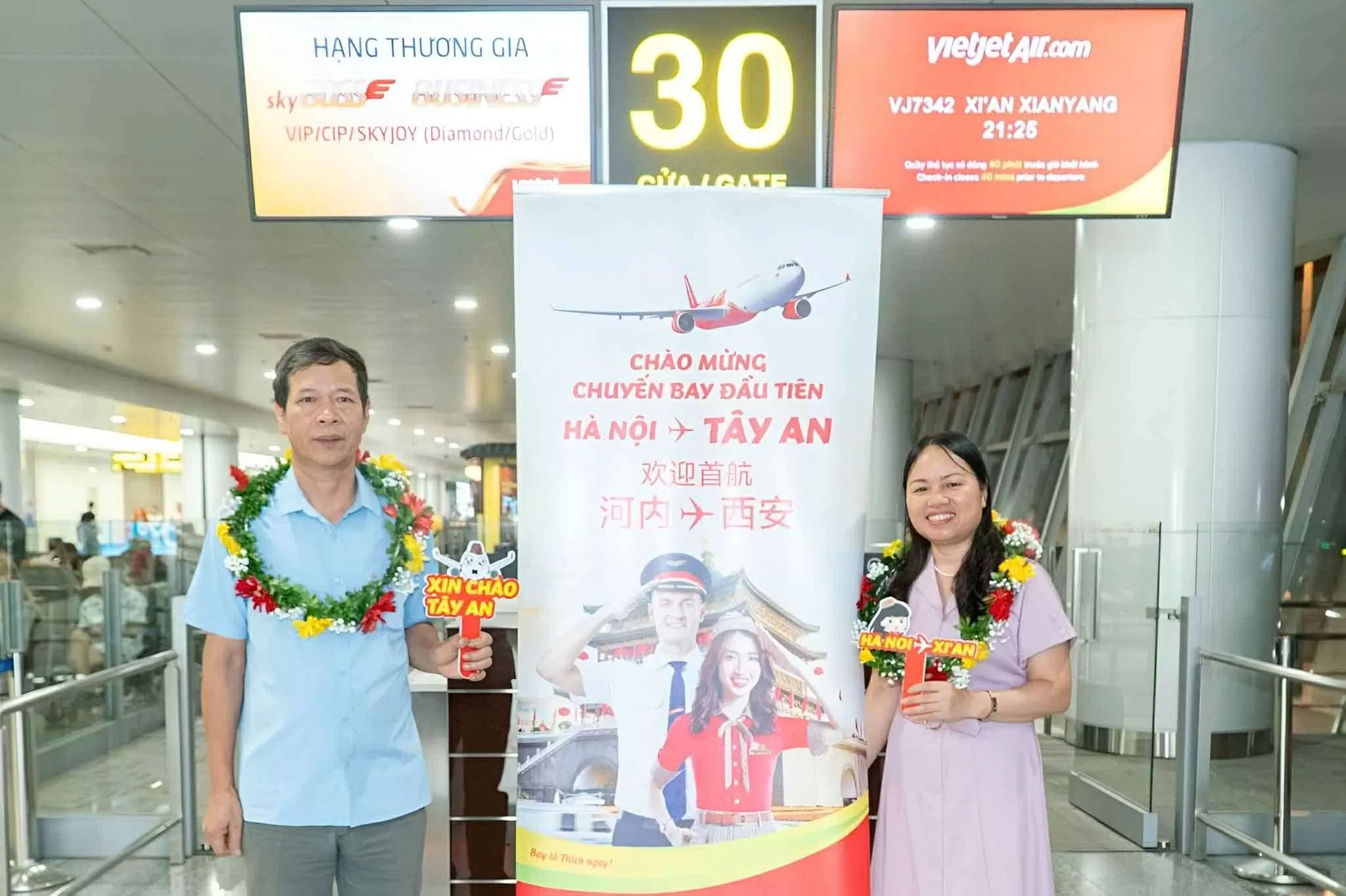 Vietjet mở đường bay mới đến Tây An cổ kính: Kết nối hai miền di sản Việt Nam-Trung Quốc Vietjet mở đường bay mới đến Tây An cổ kính: Kết nối hai miền di sản Việt Nam-Trung Quốc
