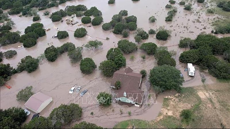 Điện thăm hỏi về trận lũ quét nghiêm trọng xảy ra tại bang Texas, Hoa Kỳ