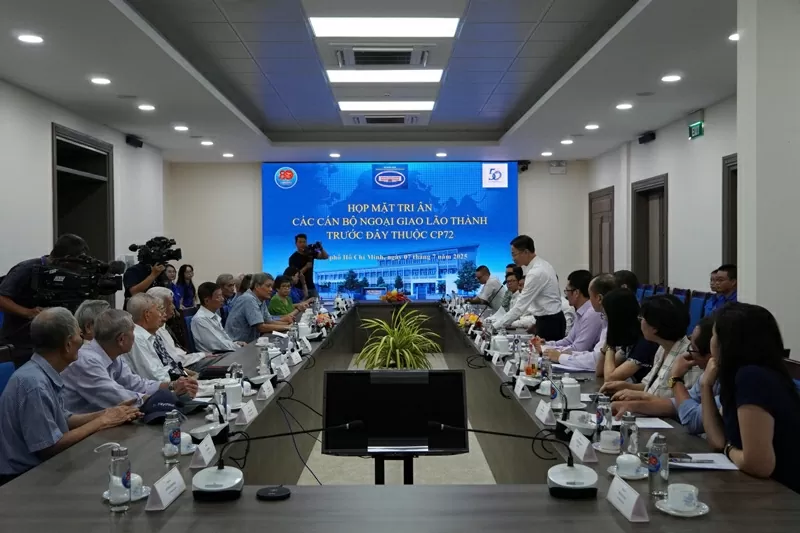 Quang cảnh buổi họp mặt