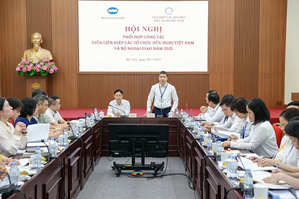 Bộ Ngoại giao và Liên hiệp các tổ chức hữu nghị Việt Nam phối hợp công tác trong tình hình mới Bộ Ngoại giao và Liên hiệp các tổ chức hữu nghị Việt Nam phối hợp công tác trong tình hình mới