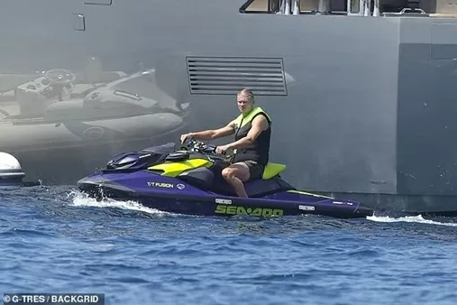 Dáng vóc sau sinh nuột nà 'khó tin' của bạn gái Haaland Dáng vóc sau sinh nuột nà 'khó tin' của bạn gái Haaland