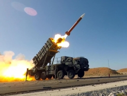 Mỹ bắt đầu chuyển vũ khí cho Ukraine, hạ thấp một năng lực của EU, Nga tiết lộ nhà tài trợ chính cho Kiev