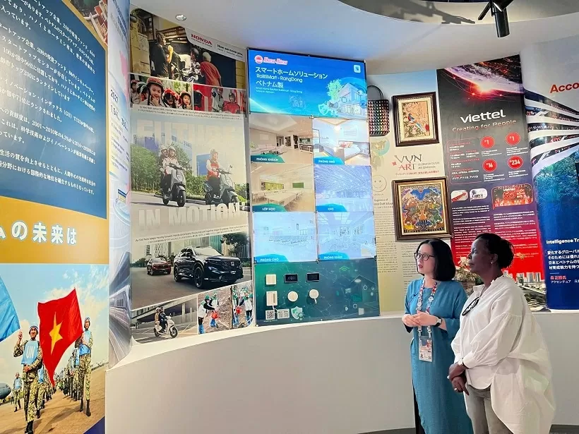 Tổng thư ký OIF ấn tượng với các hoạt động tôn vinh Pháp ngữ của Nhà triển lãm Việt Nam tại EXPO 2025 Tổng thư ký OIF ấn tượng với các hoạt động tôn vinh Pháp ngữ của Nhà triển lãm Việt Nam tại EXPO 2025