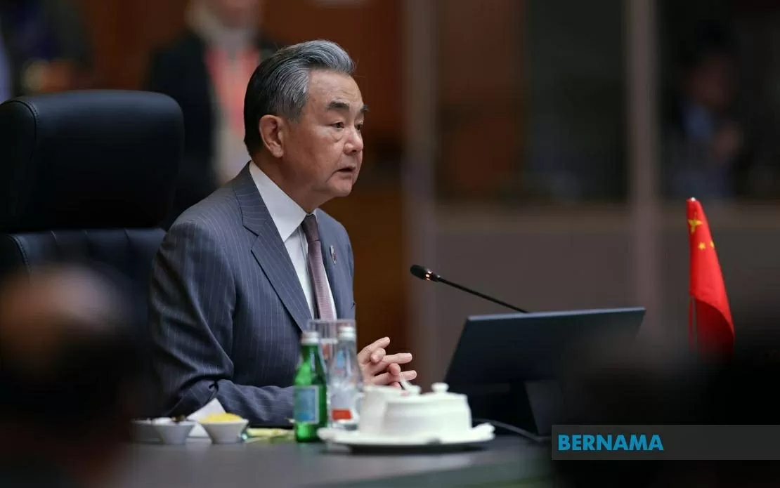 Trung Quốc khẳng định quan hệ bền chặt với Campuchia, sẵn sàng hỗ trợ giải quyết căng thẳng biên giới với Thái Lan Trung Quốc khẳng định quan hệ bền chặt với Campuchia, sẵn sàng hỗ trợ giải quyết căng thẳng biên giới với Thái Lan