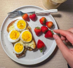 Nên ăn bao nhiêu quả trứng mỗi ngày?