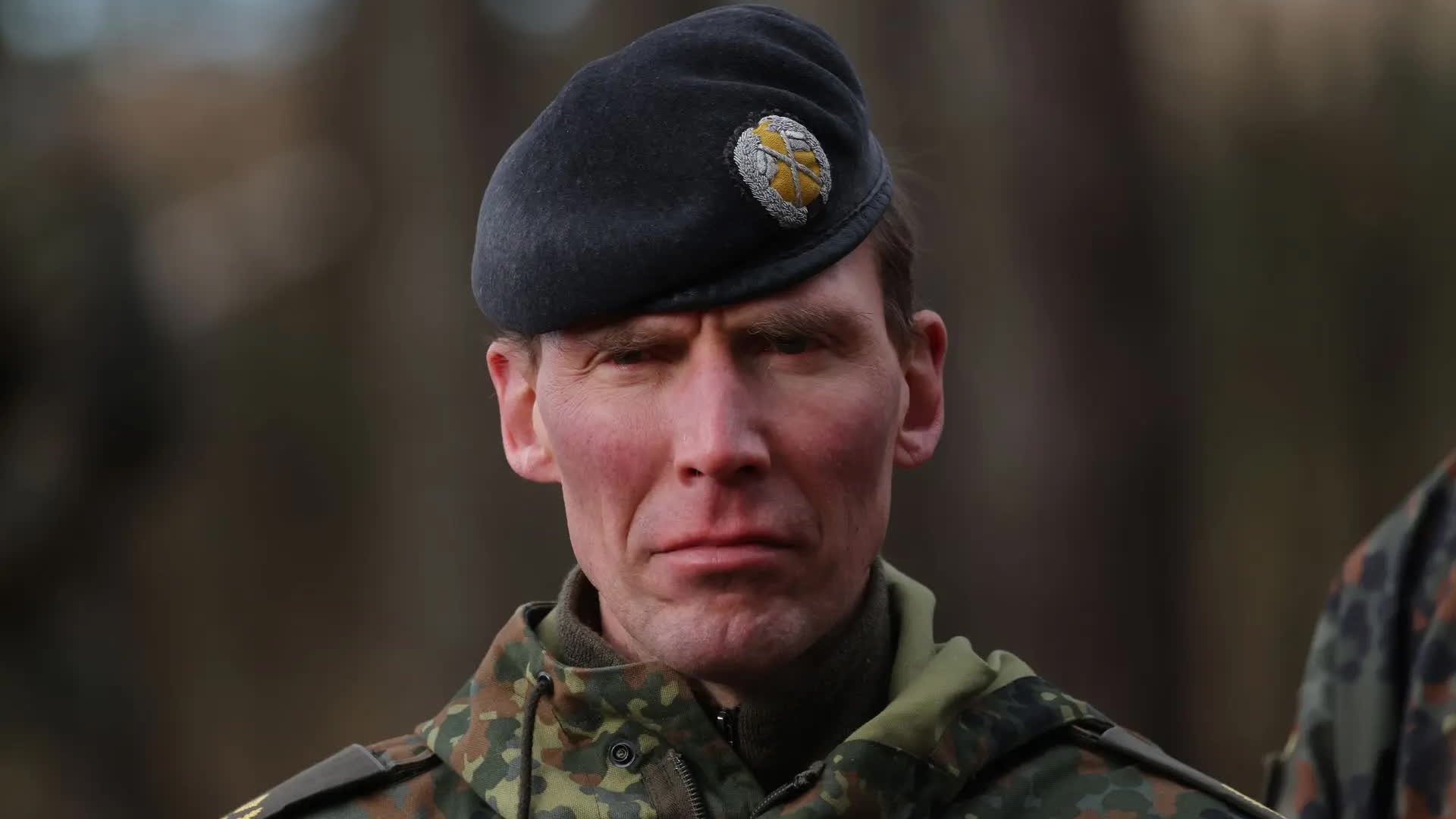 Ukraine sắp nhận hàng trăm tên lửa tầm xa do Đức tài trợ, Nga cảnh báo Berlin đang 'đổ thêm dầu vào lửa'