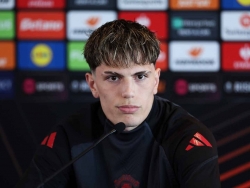 Alejandro Garnacho từ chối thi đấu cùng Ronaldo