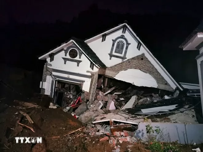 Lào Cai: Sập nhà trong đêm Lào Cai: Sập nhà trong đêm