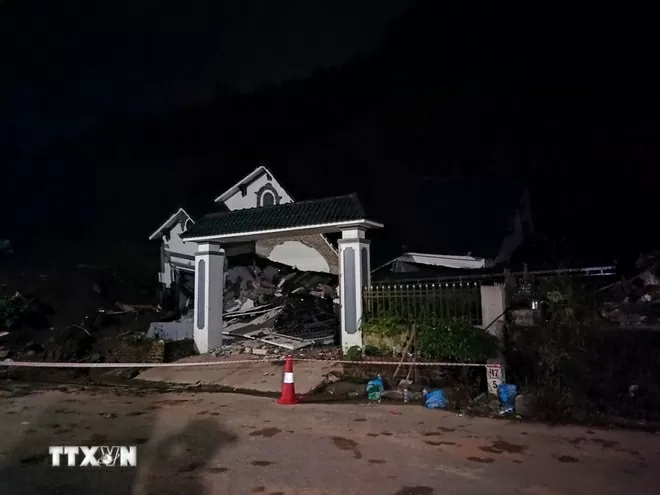 Lào Cai: Sập nhà trong đêm Lào Cai: Sập nhà trong đêm