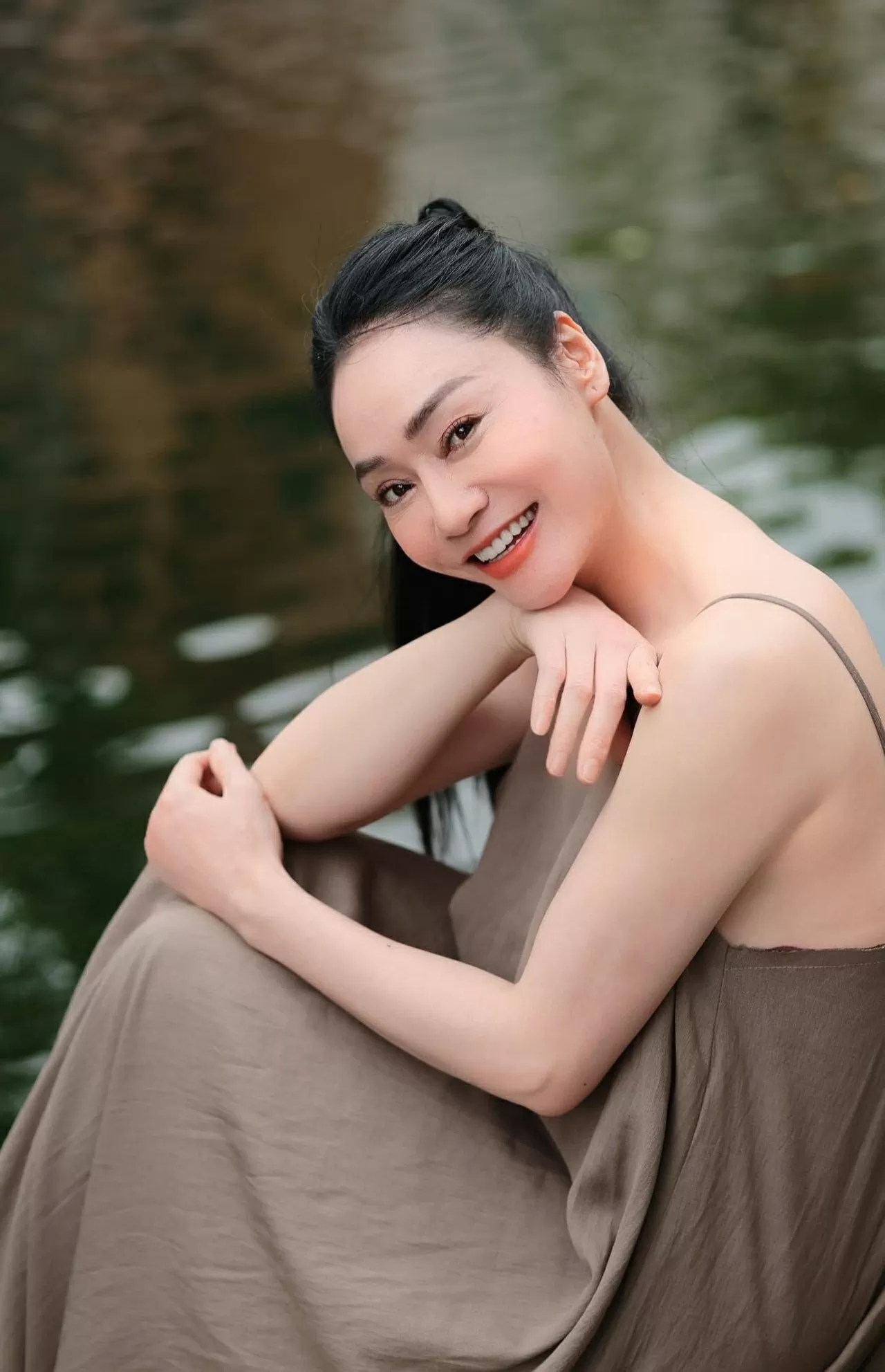 Sắc vóc trẻ trung của nghệ sĩ Quách Thu Phương Sắc vóc trẻ trung của nghệ sĩ Quách Thu Phương