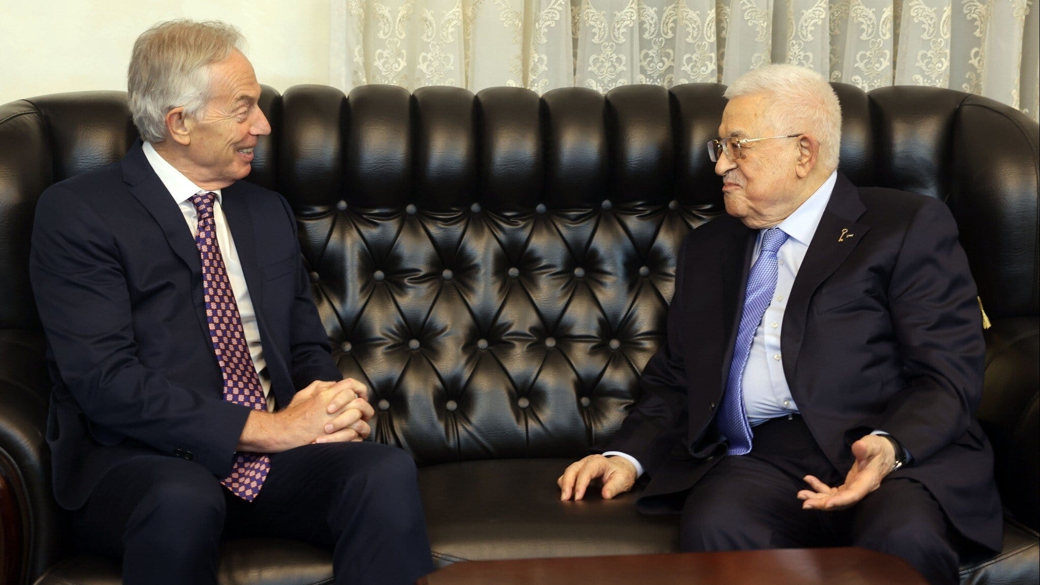 Tình hình Dải Gaza: Israel đề xuất bản đồ rút quân mới, Tổng thống Palestine kêu gọi Hamas nộp vũ khí