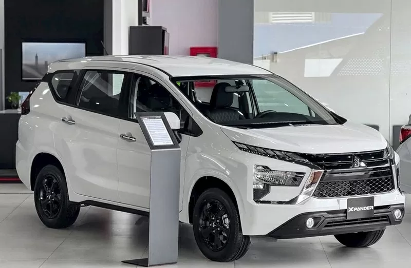 Top 10 xe ô tô động cơ đốt trong bán chạy nhất tháng 6/2025: Mitsubishi Xpander bức tốc mạnh mẽ