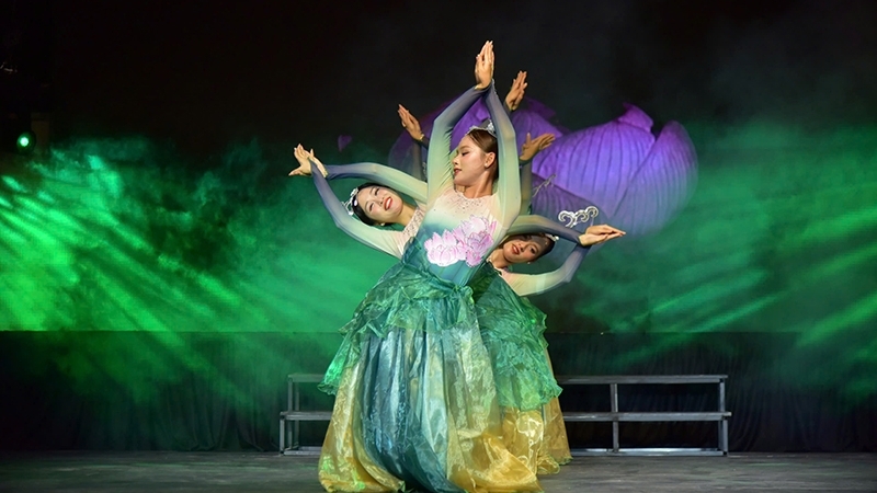 Đưa nghệ thuật văn hóa vào du lịch, làm mới sản phẩm, nâng cao trải nghiệm