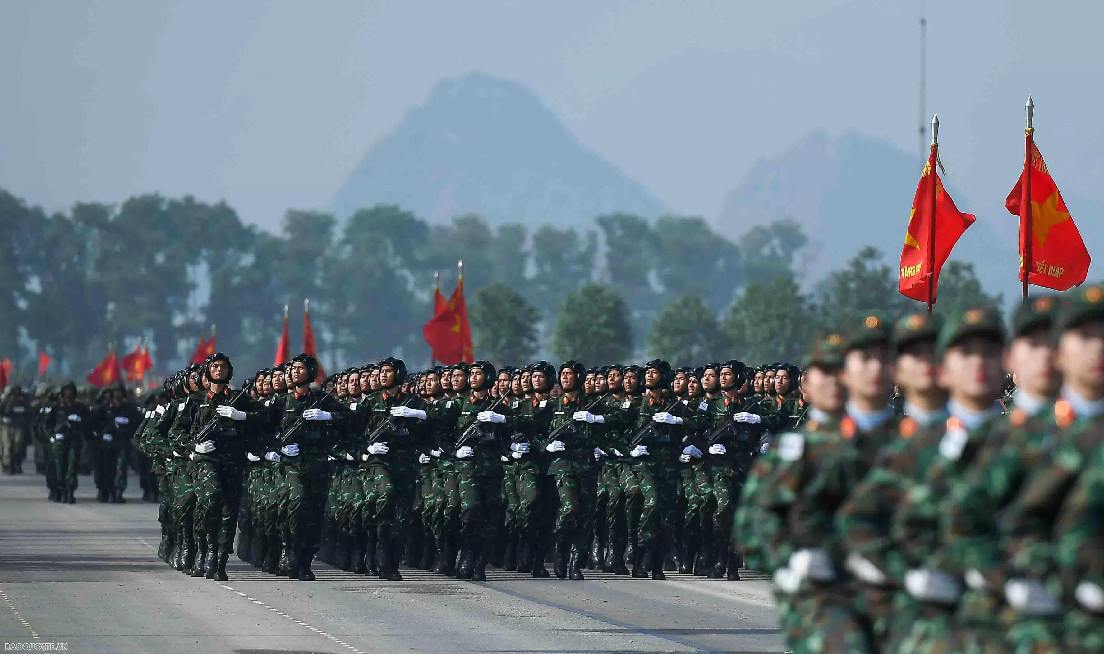 Lần đầu tiên tổng hợp luyện các lực lượng quân đội, công an tham gia diễu binh 80 năm Quốc khánh Lần đầu tiên tổng hợp luyện các lực lượng quân đội, công an tham gia diễu binh 80 năm Quốc khánh